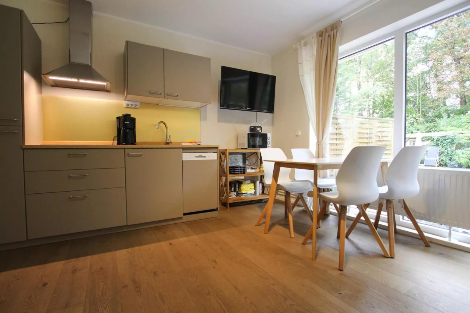 Ferienwohnung Frida-Dining room