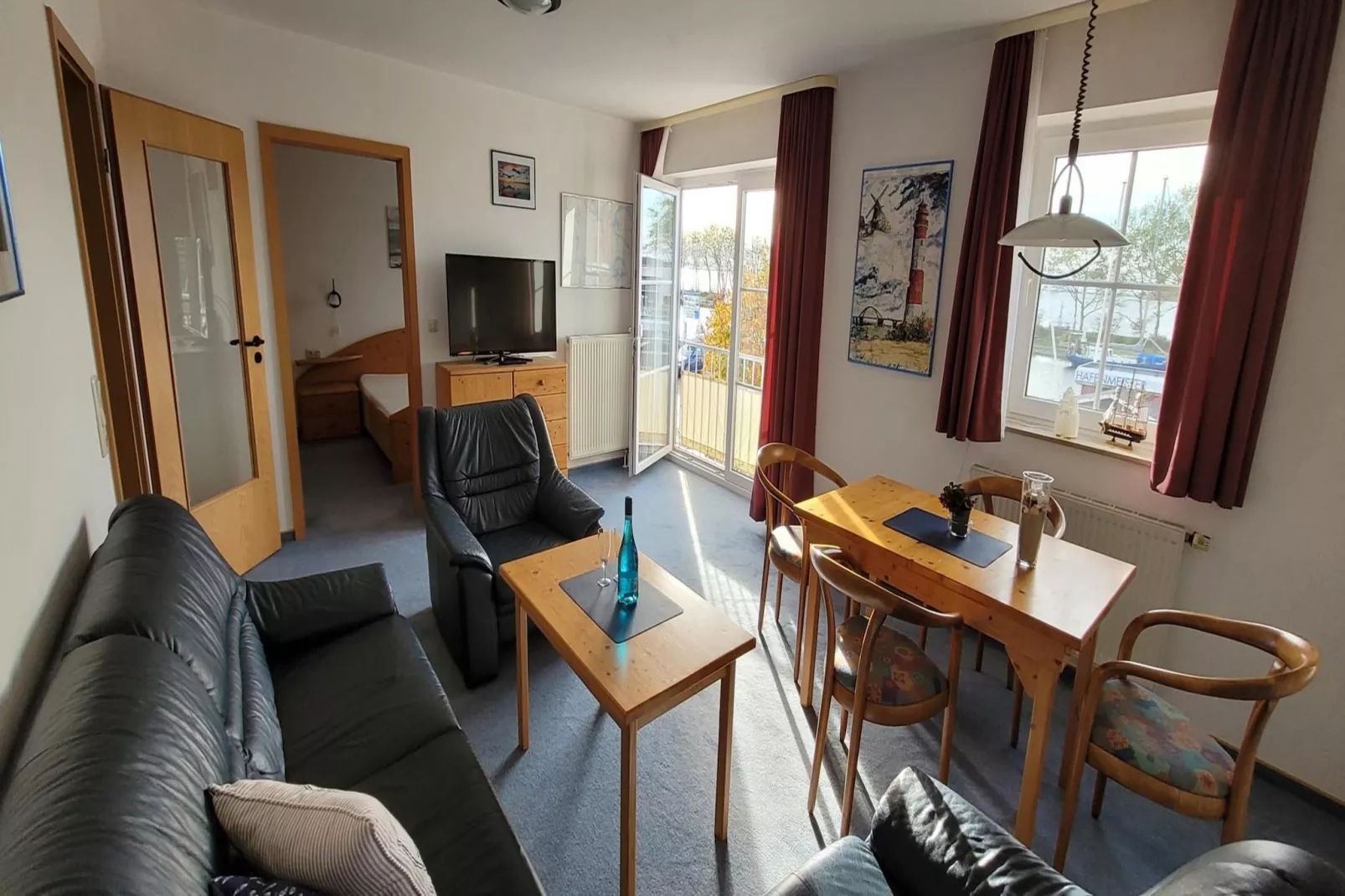 3-Raum-App B-12 65 qm 1 OG-Dining room