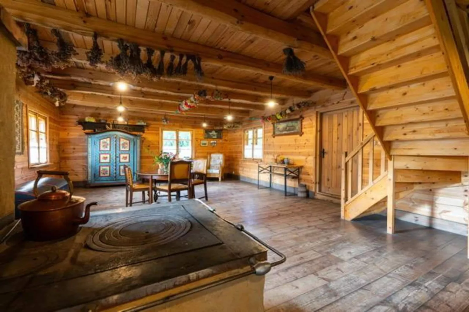 Dom przy drodze Skansen dla 8 osób Bełczna-Flur