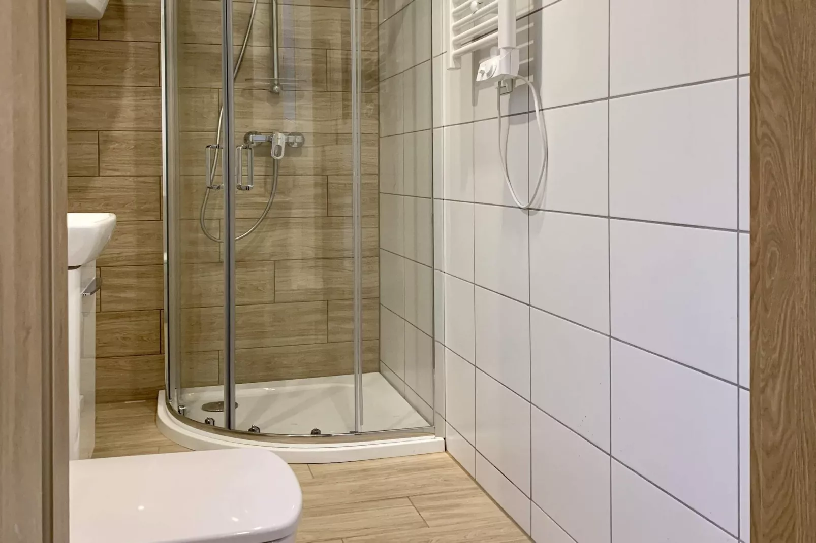 Domki wakacyjne JAROSZOWIEC domki 2-pokojowe Łazy - Bathroom