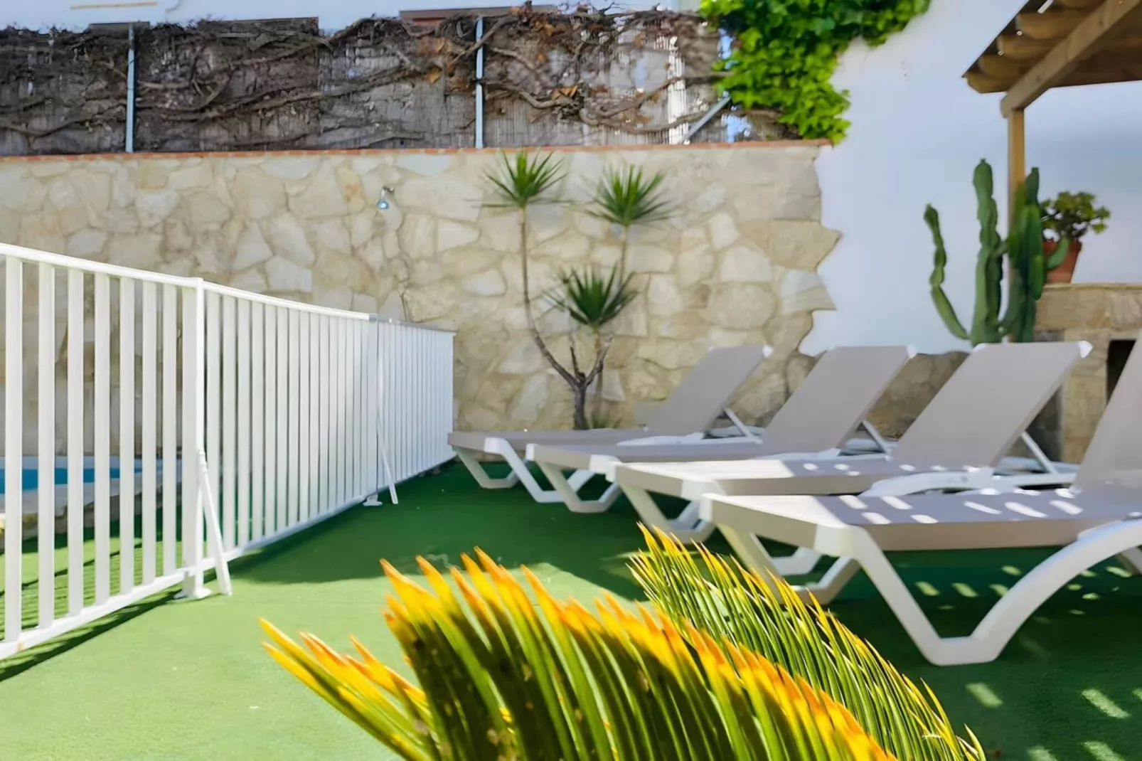 4682-+34618736920-Swimming pool