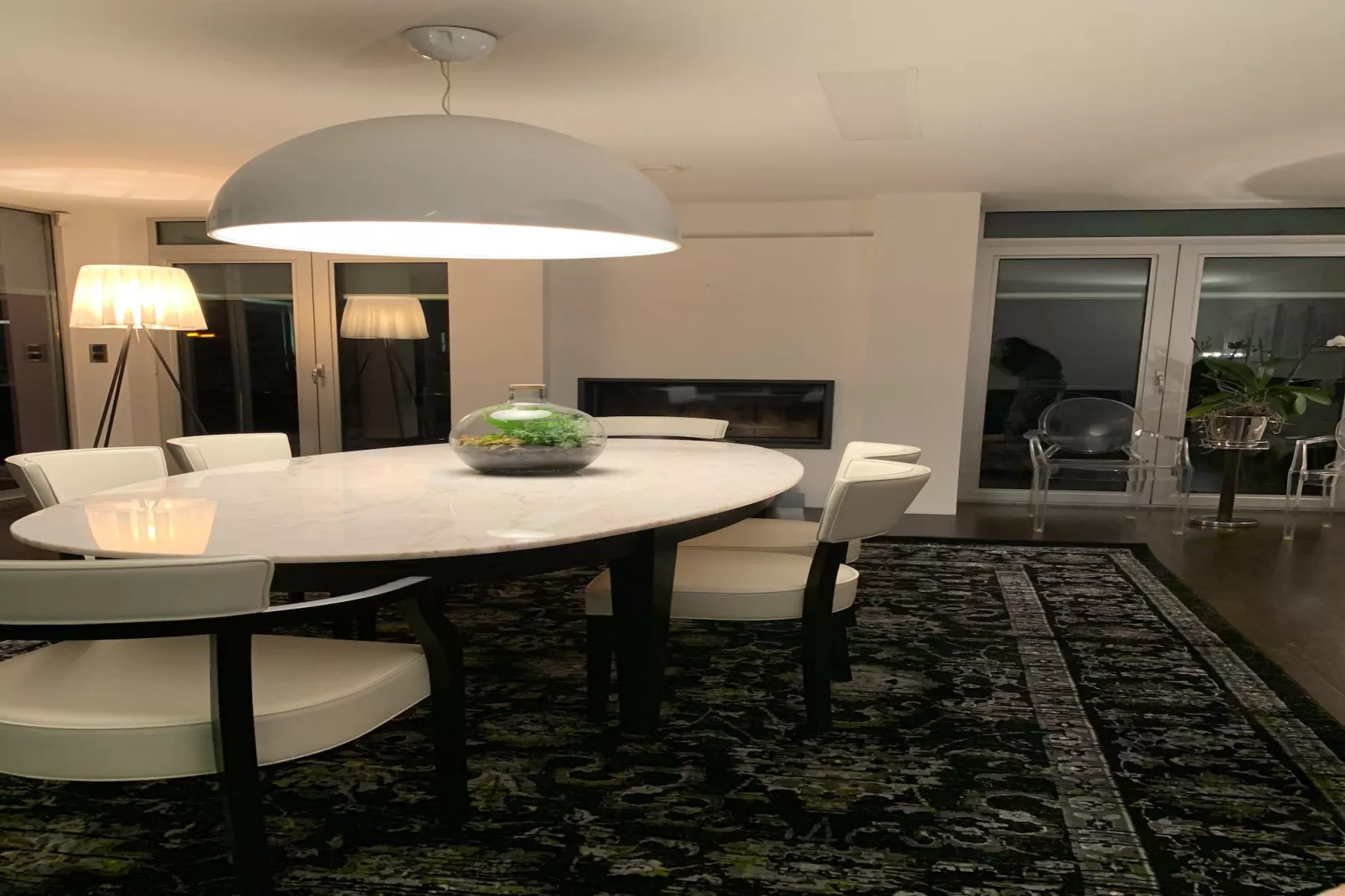 The Sweet Escape - Salle à manger