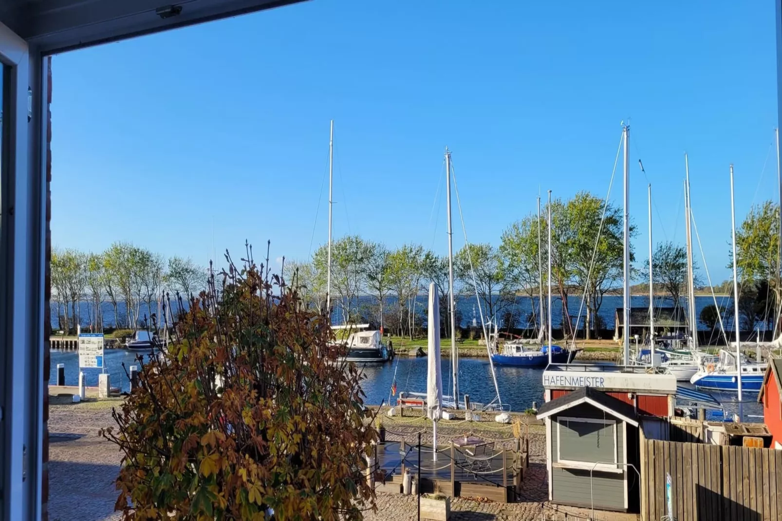 3-Raum-App B-12 65 qm 1 OG-Areas within 5km in summer