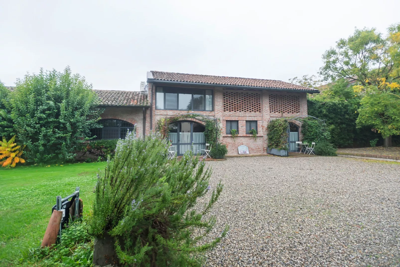 Violino Angelico 2-Exterior summer