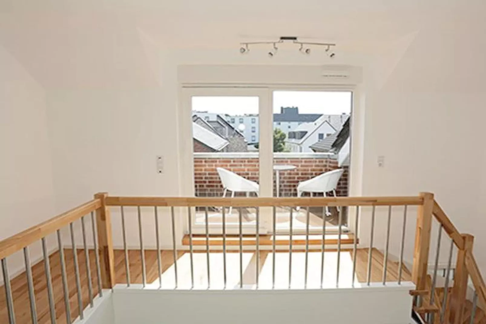 75893-Terrasse/Balkon