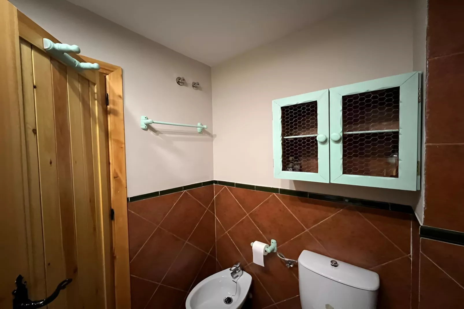 5026 -+34647934242-Bathroom