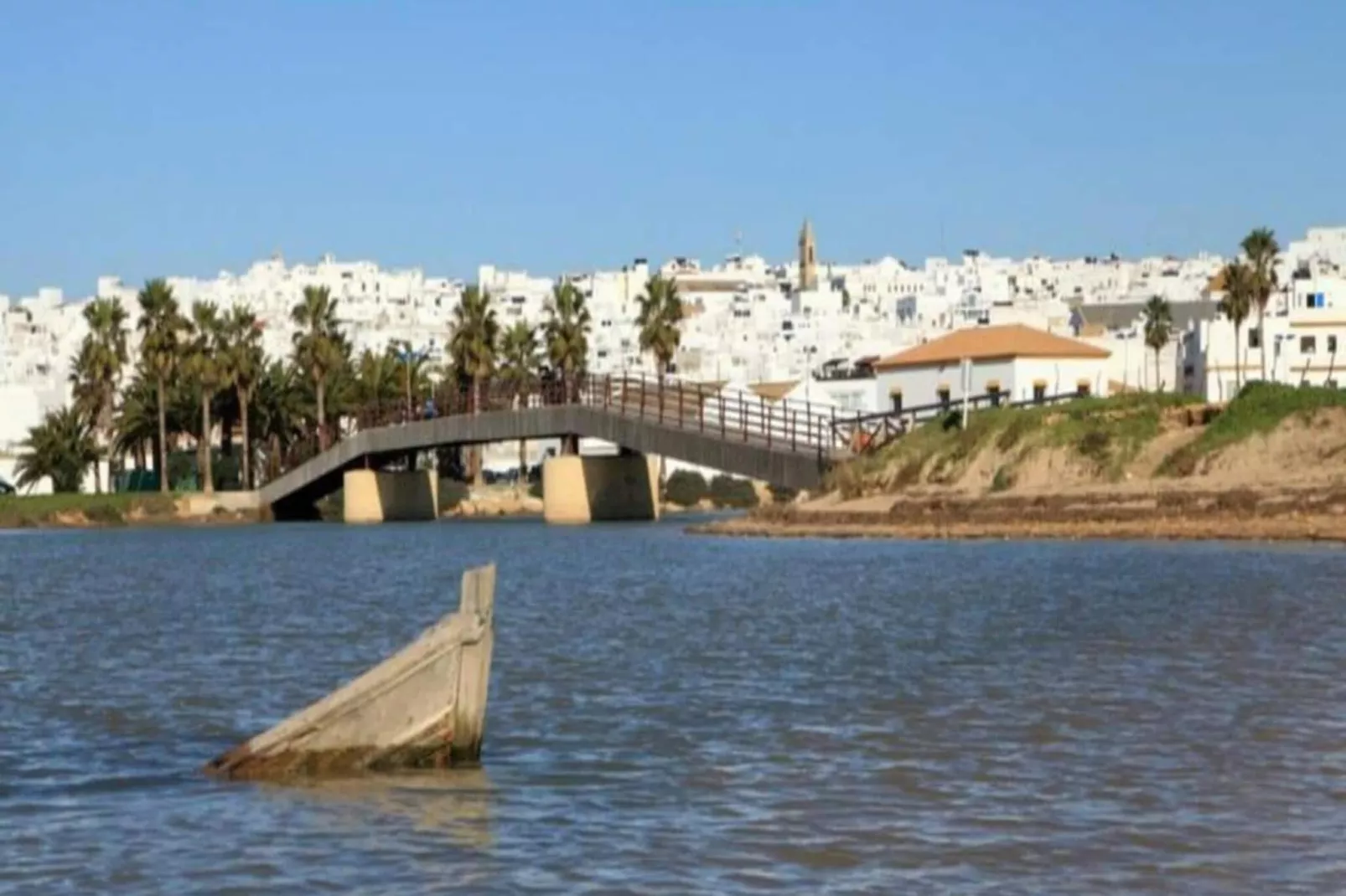 4685-+34618736920-Areas within 5km in summer