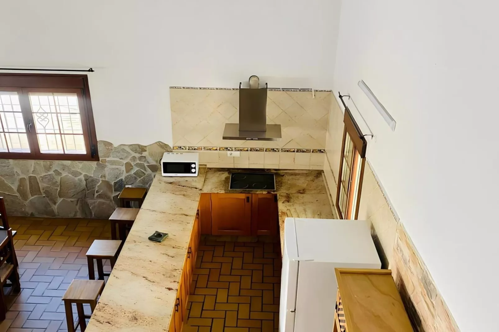 4682-+34618736920-Kitchen