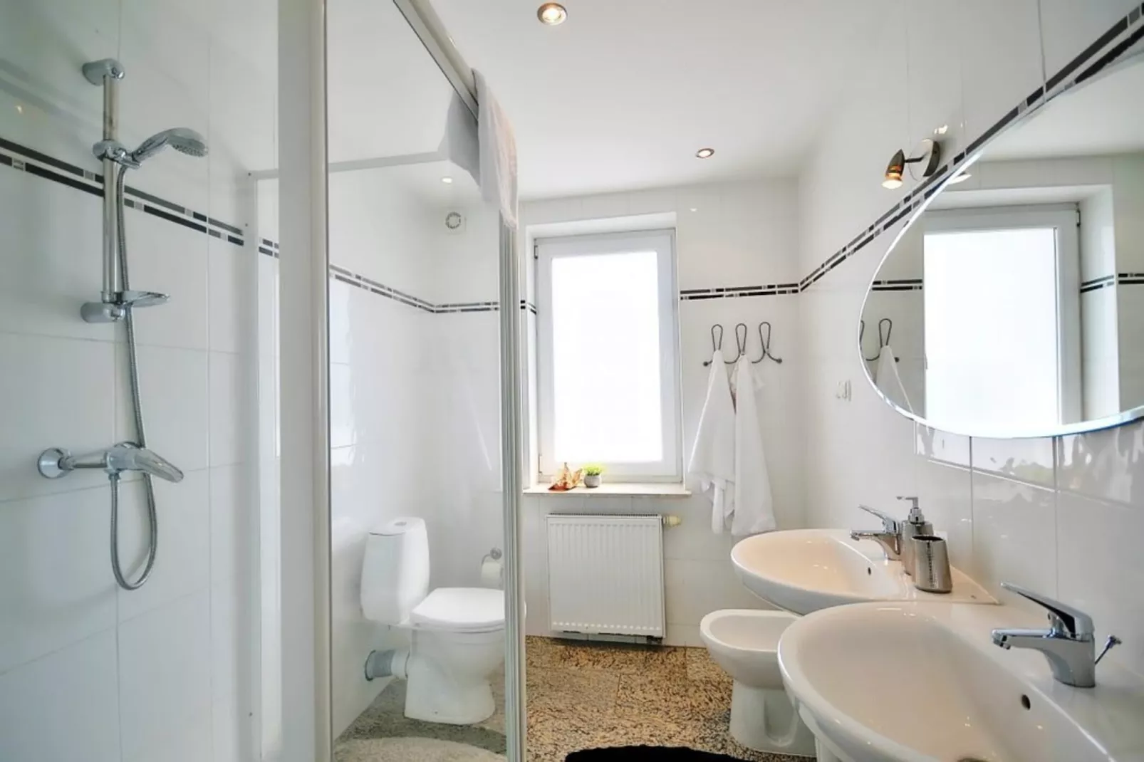 Apartament nr 4 60 qm Ustronie Morskie-Bathroom