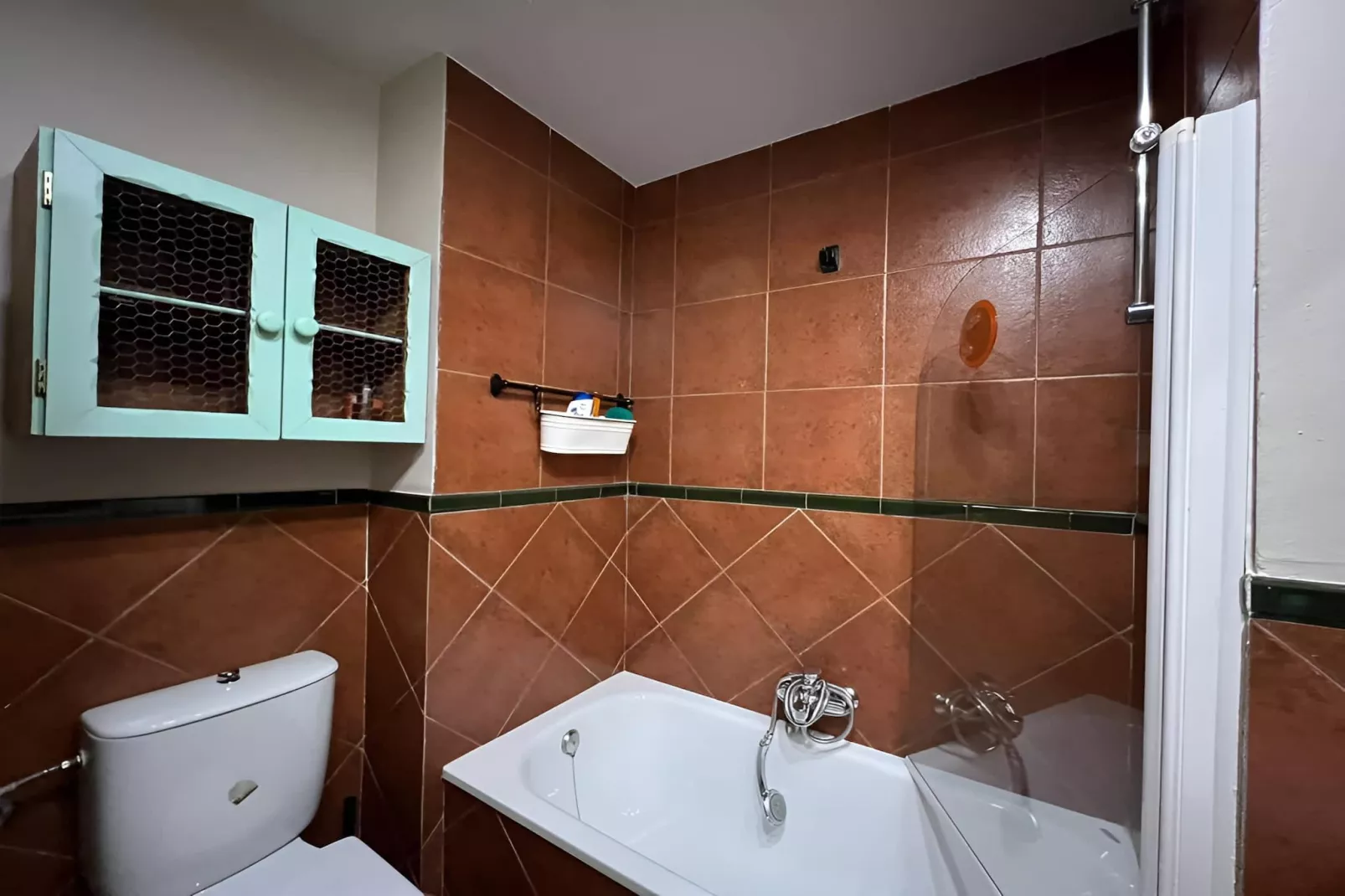 5026 -+34647934242-Bathroom