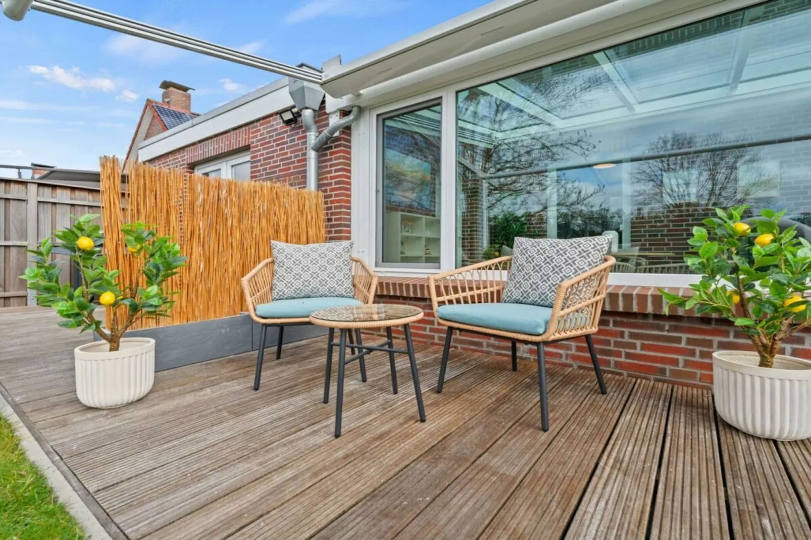 603351-Terrasse / balcon