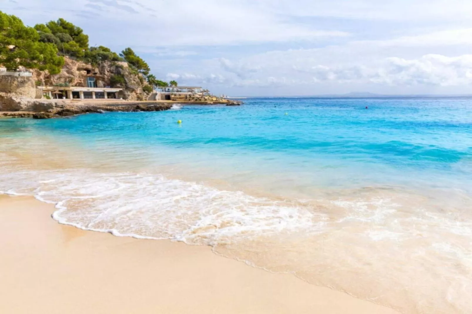 4685-+34618736920-Areas within 5km in summer