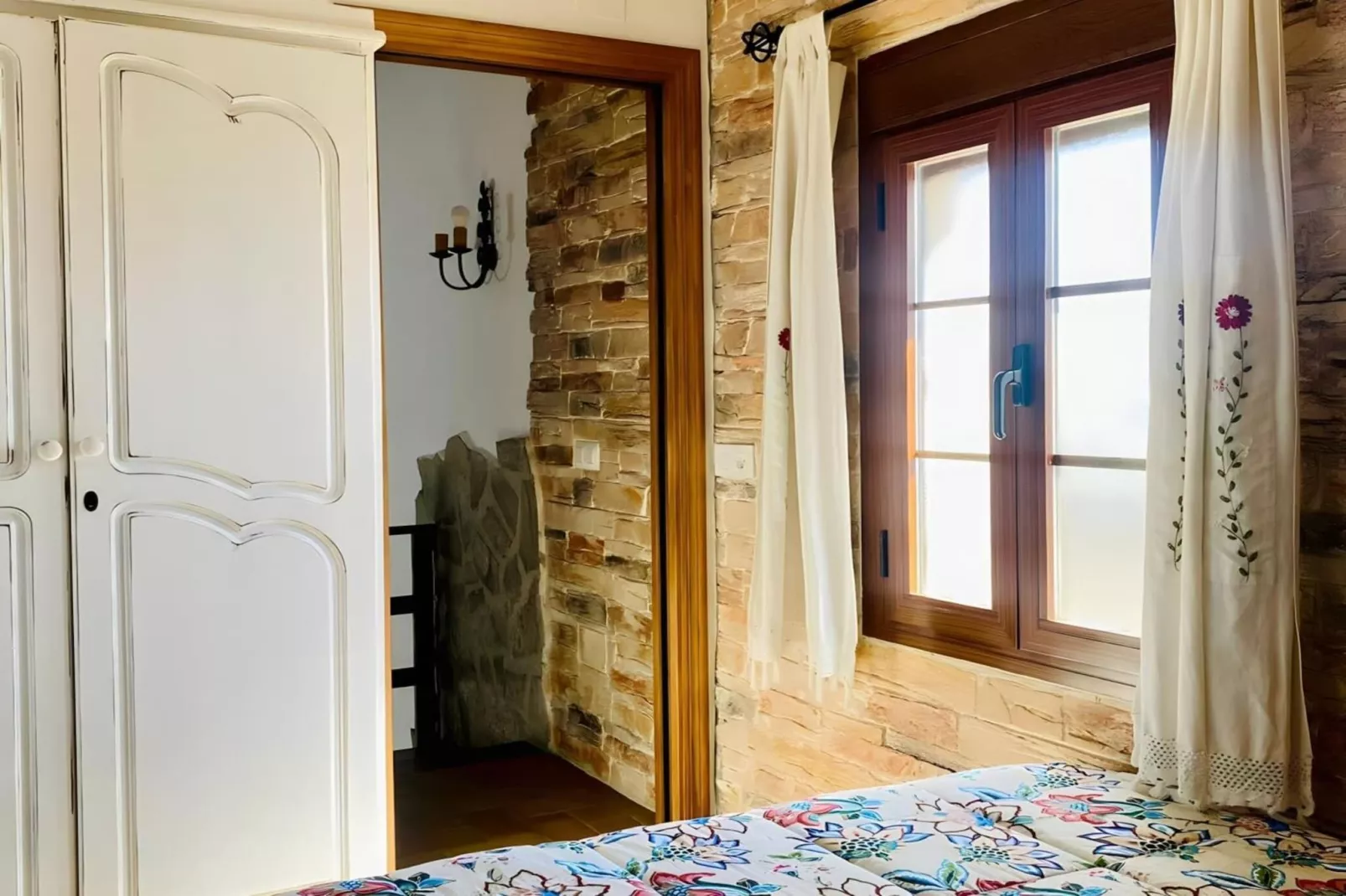 4682-+34618736920-Bedroom