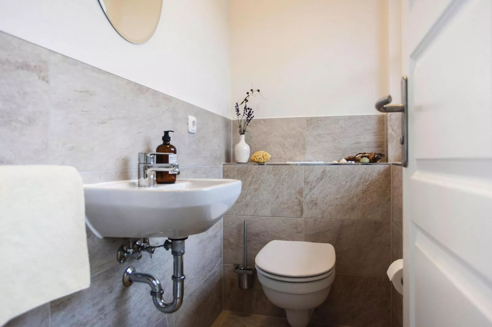 Schilfrohrsänger 18-Badezimmer