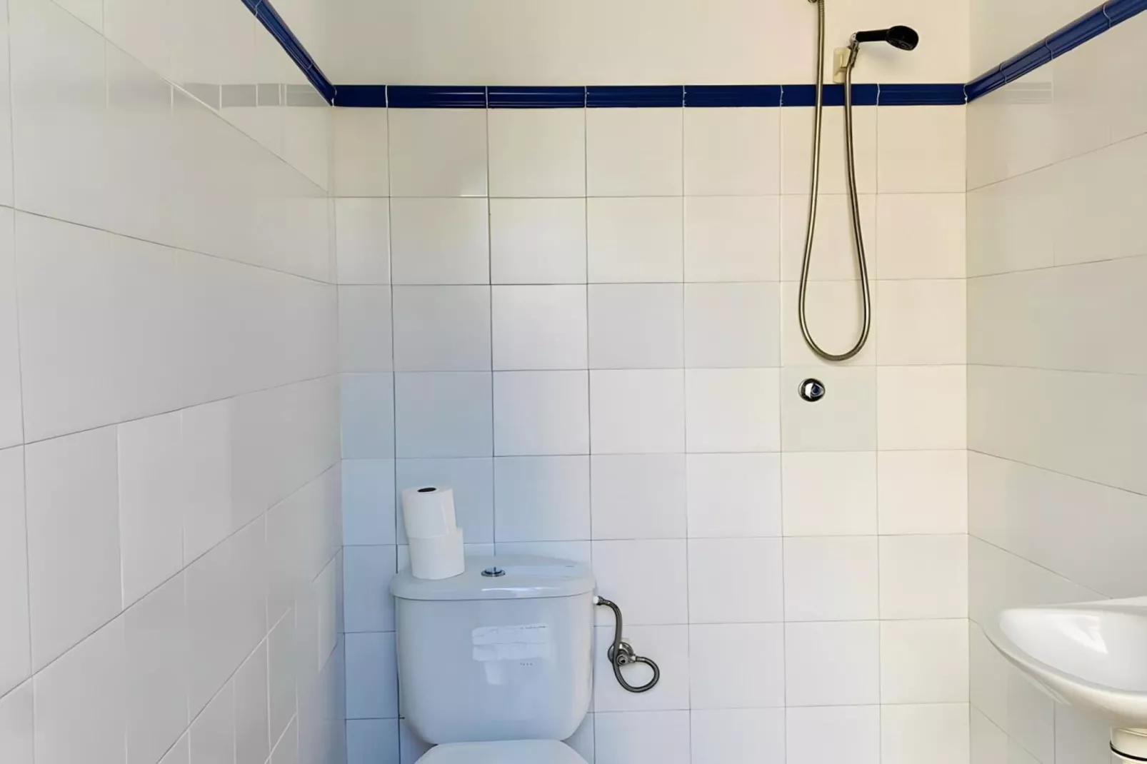 4682-+34618736920-Bathroom