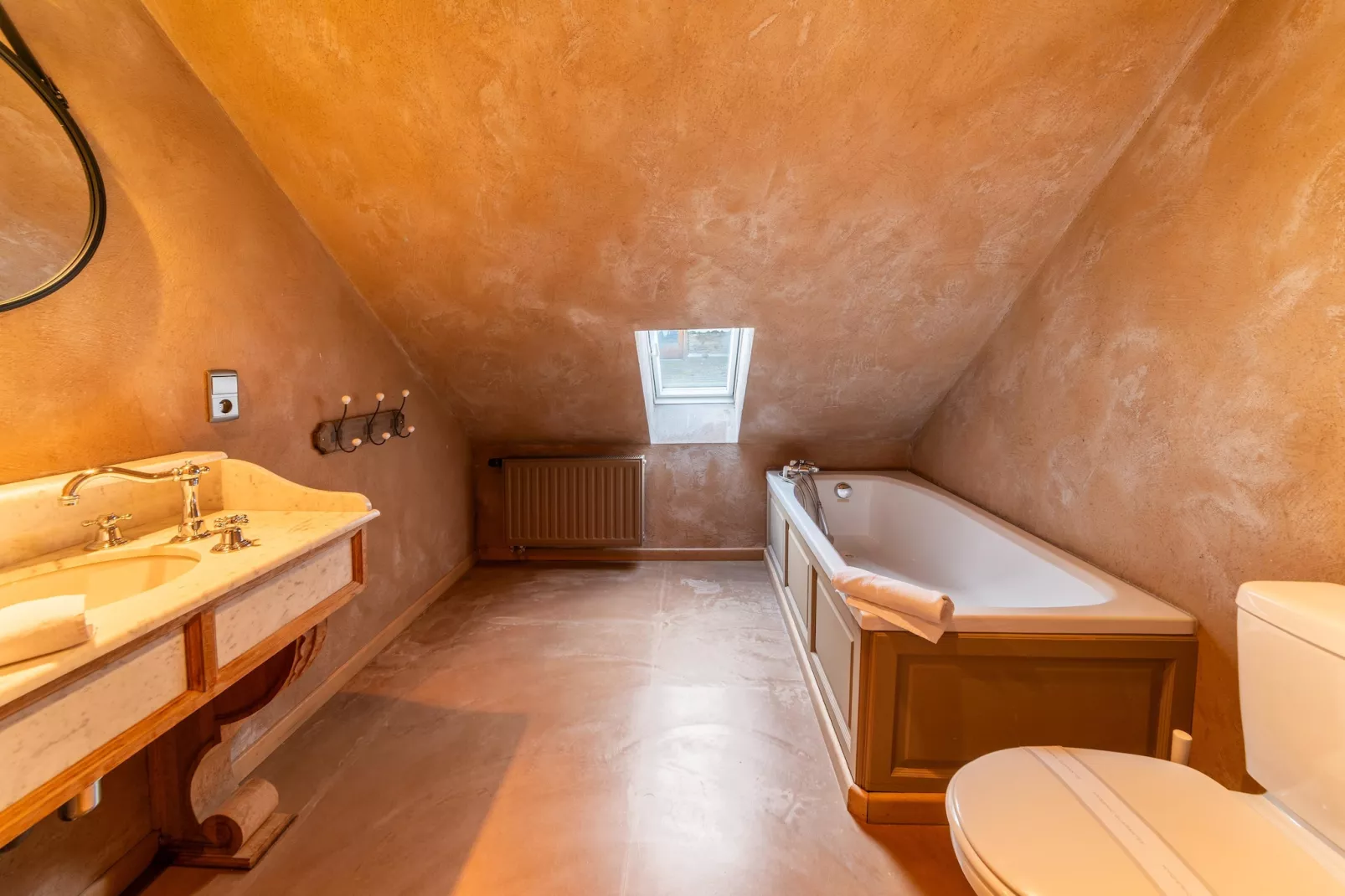 Le Vieux Moulin-Bathroom