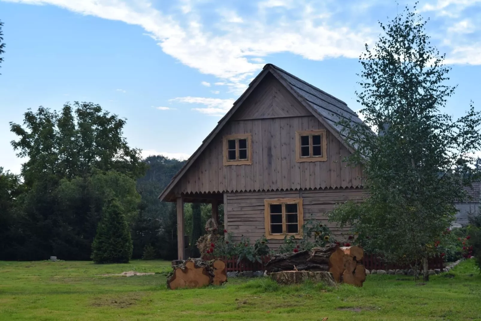 Dom przy drodze Skansen dla 8 osób Bełczna-Außenbereich Sommer
