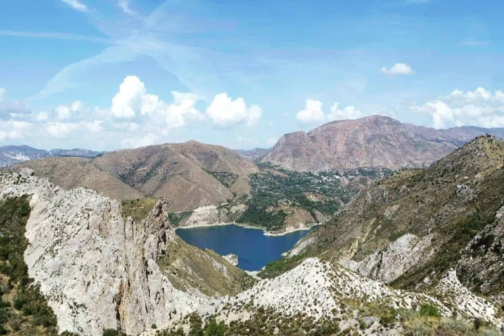 4784-+34616098696-Areas within 20km in summer