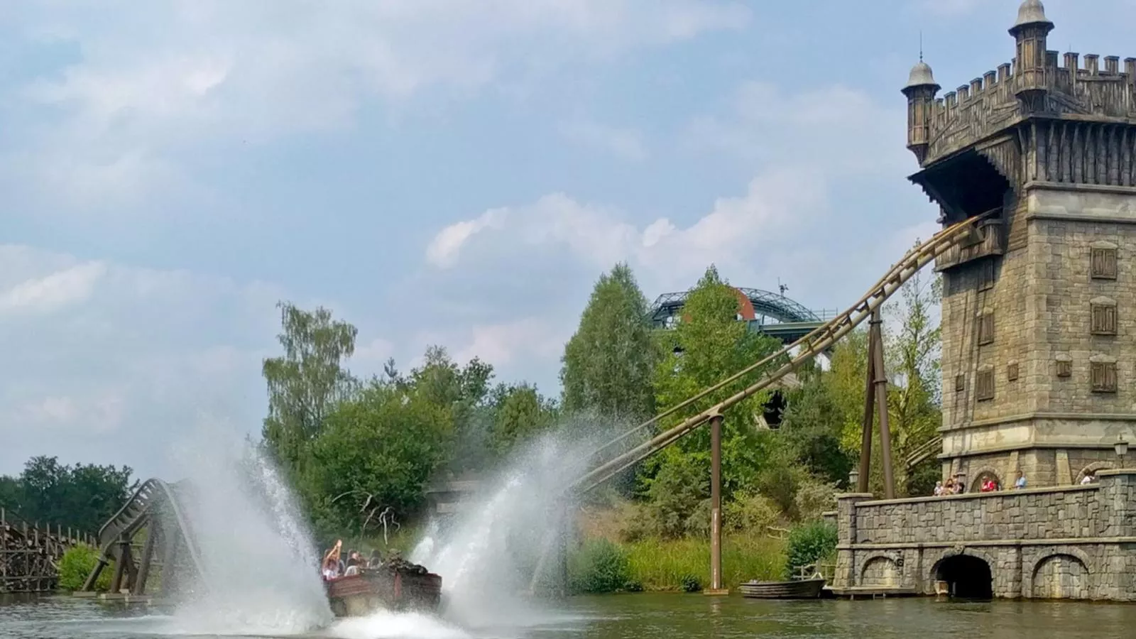 L Etage-Areas within 1km in summer