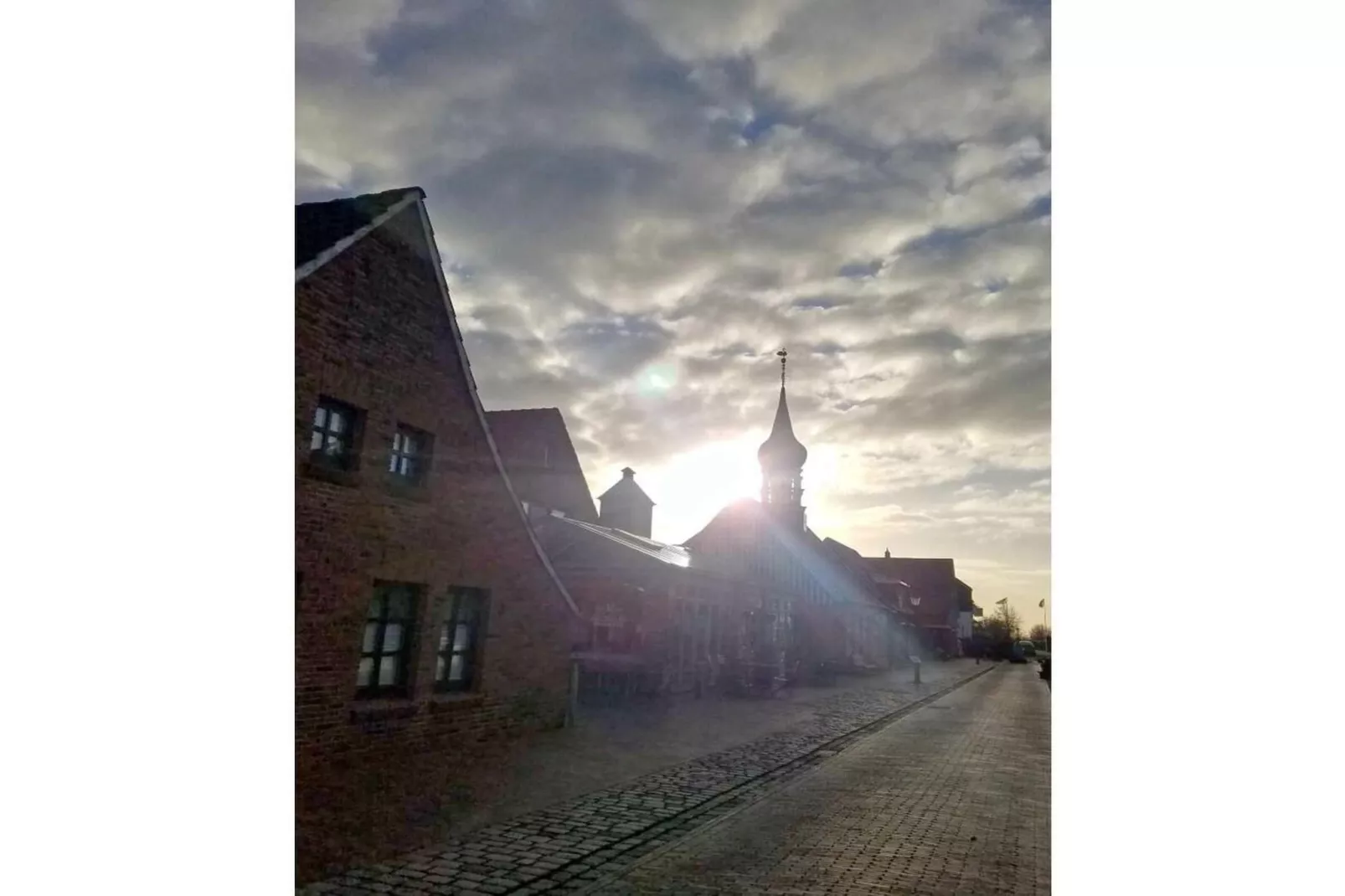 601760-Areas within 5km in summer