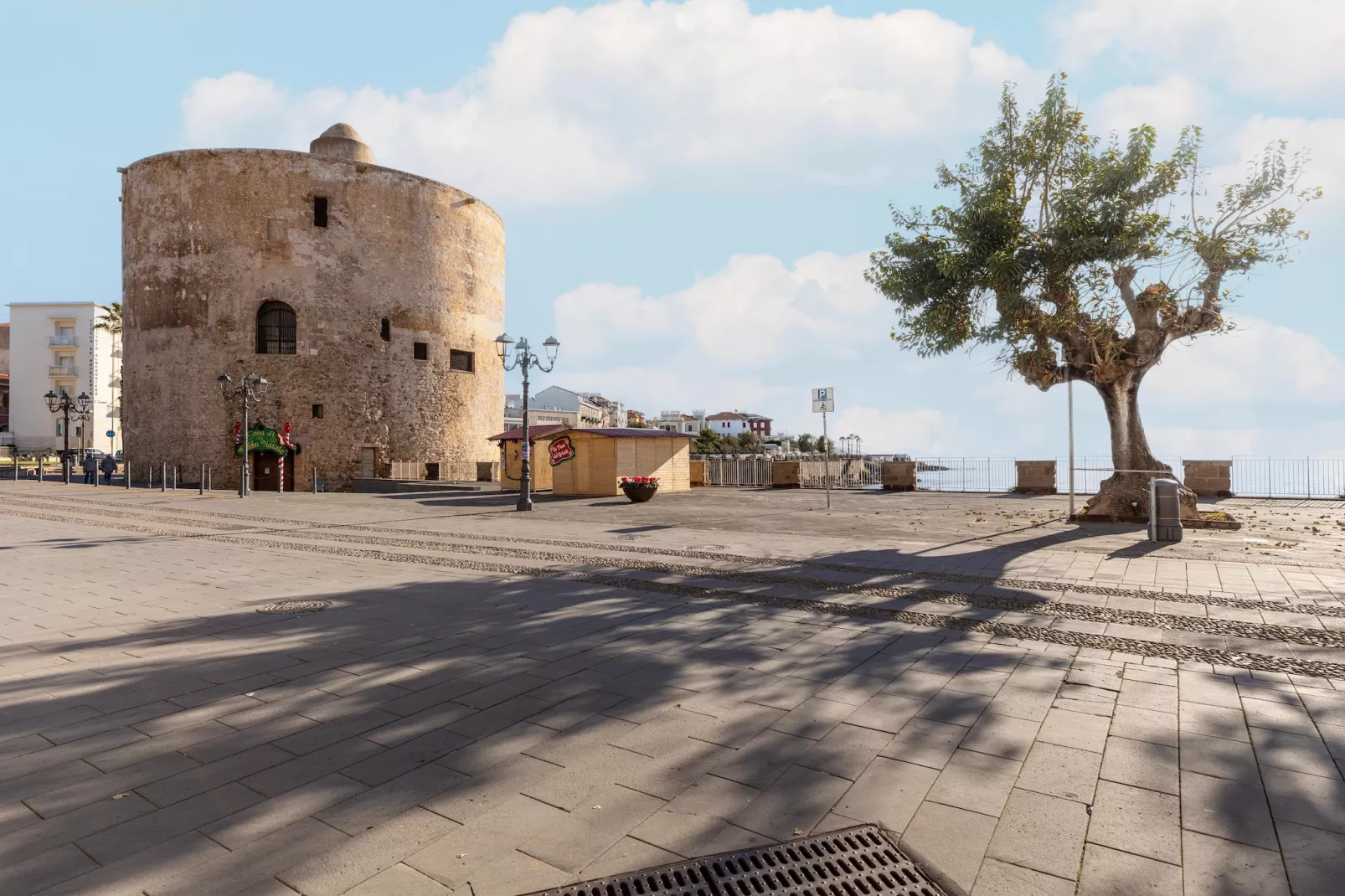 TRILO ALGHERO-Areas within 5km in summer