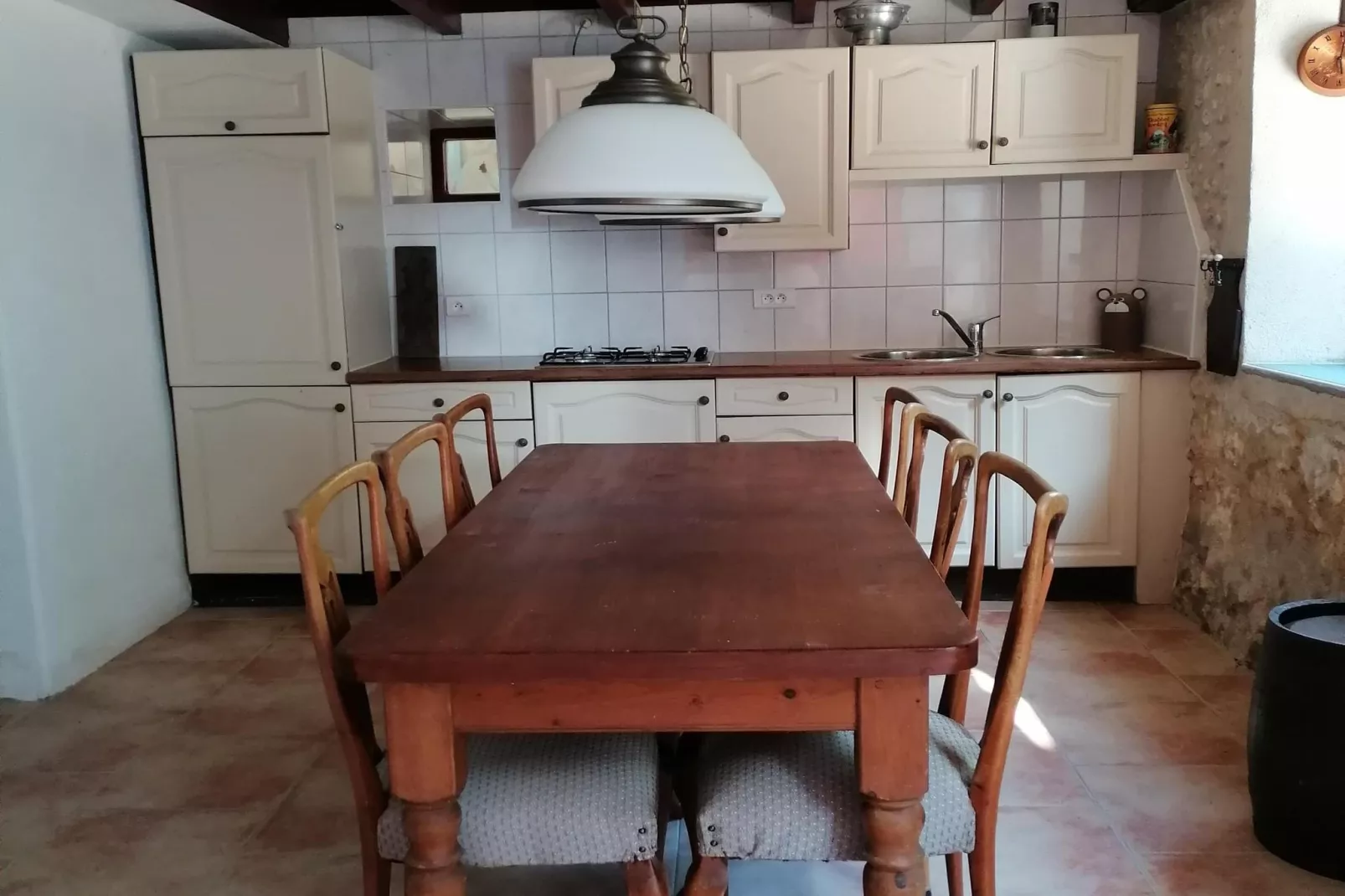 Maison de vacances Lusignac gastverblijf - Esszimmer