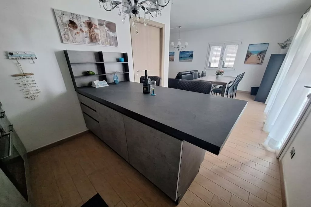 618834-Nicht zugeordnet