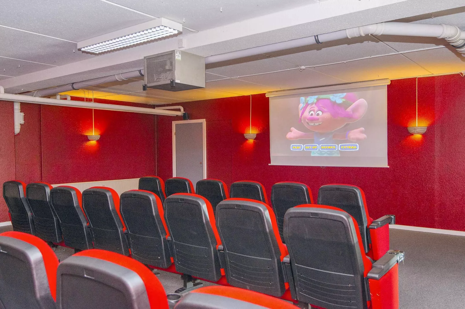 3 room,ground floor or 1.,Premium-Non tagué