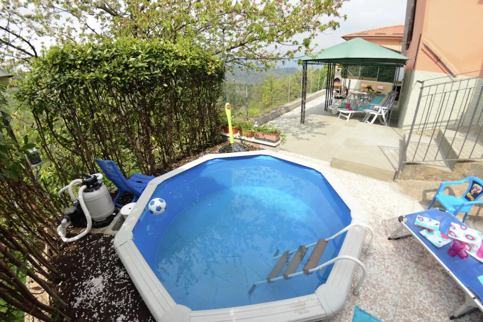 Tra Lucca e il Mare - Swimming pool