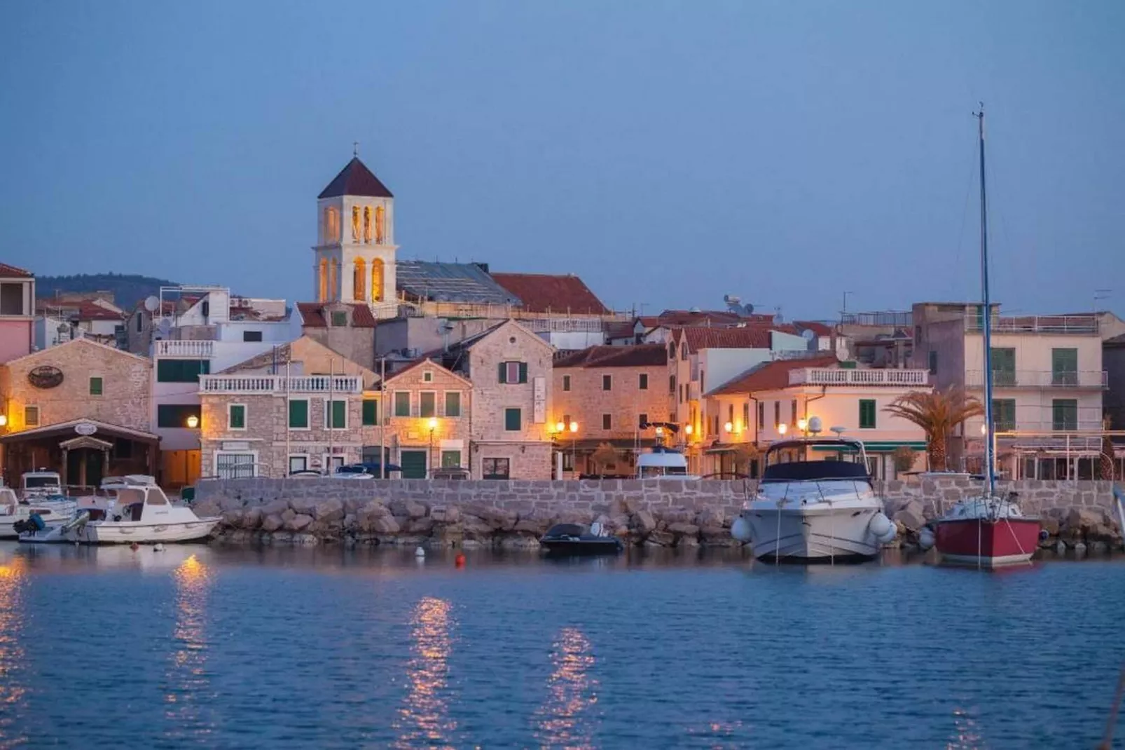 Apartments Matija - One bedroom apartment-Areas within 1km in summer