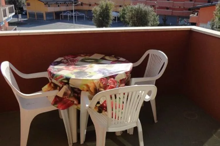 Cutter B12-Terrassenbalkon