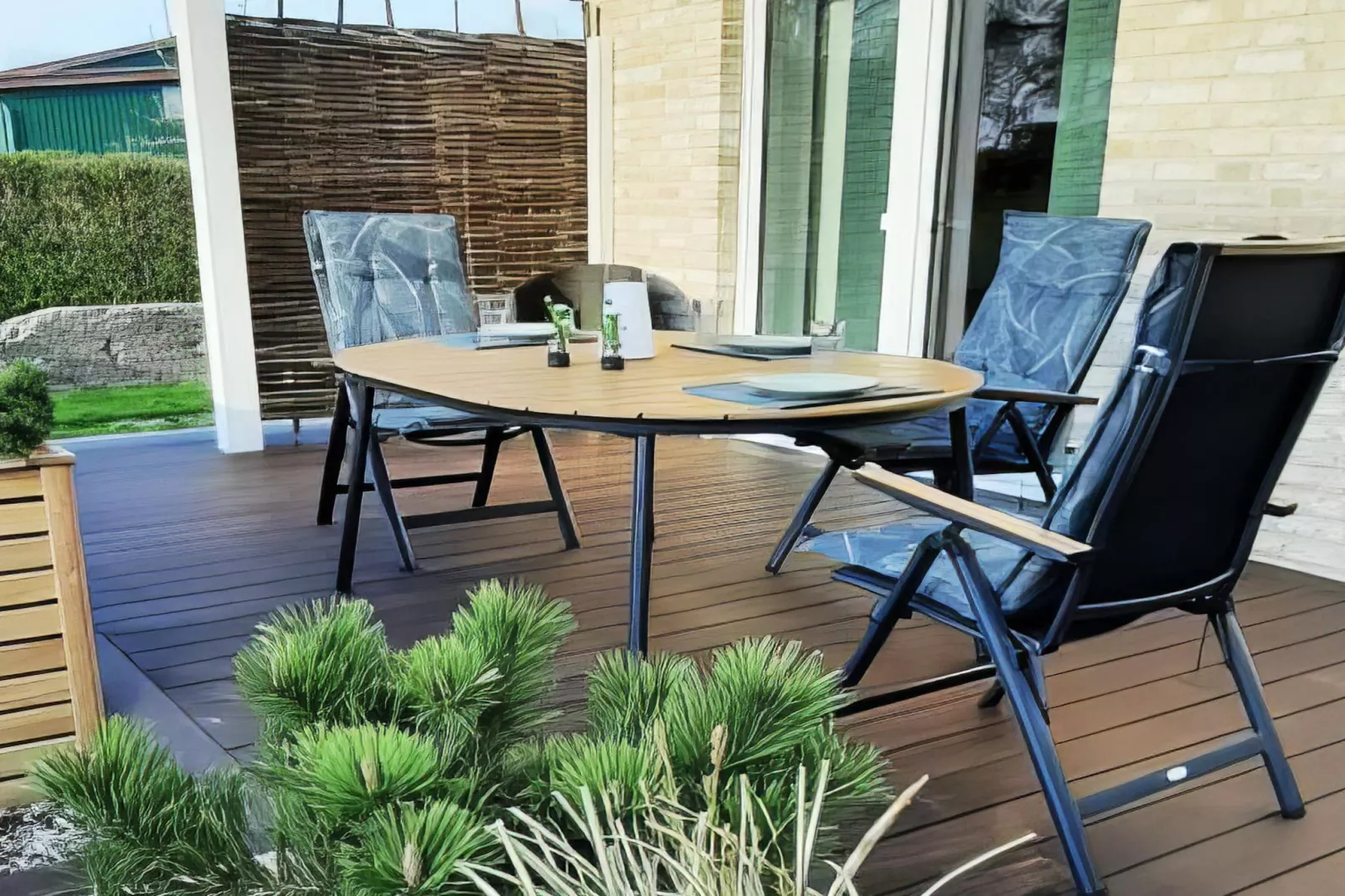 Schlagsdorf Familienbungalow - Achter de Schmeed-Terrasse / balcon