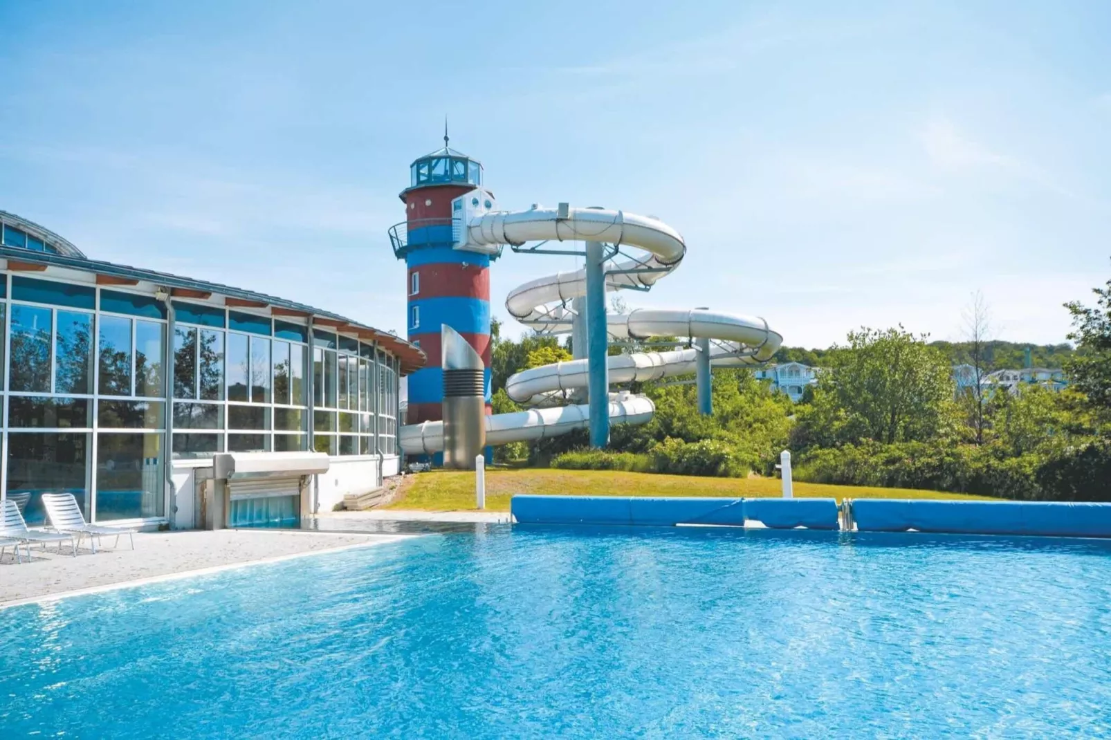 Seepark Sellin - 4 Personen - Swimming pool