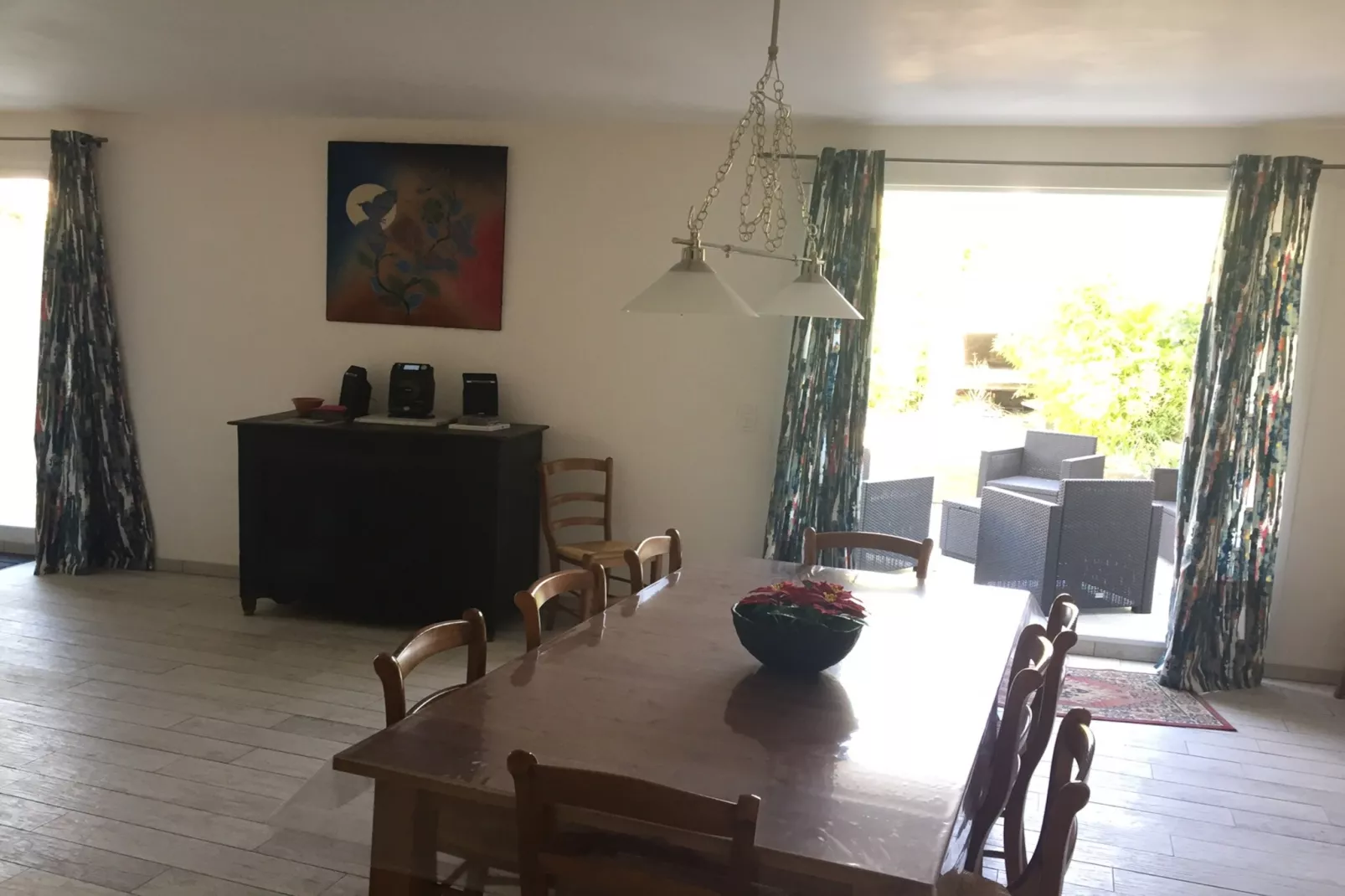 Villa Vignes et Bambous-Salle à manger