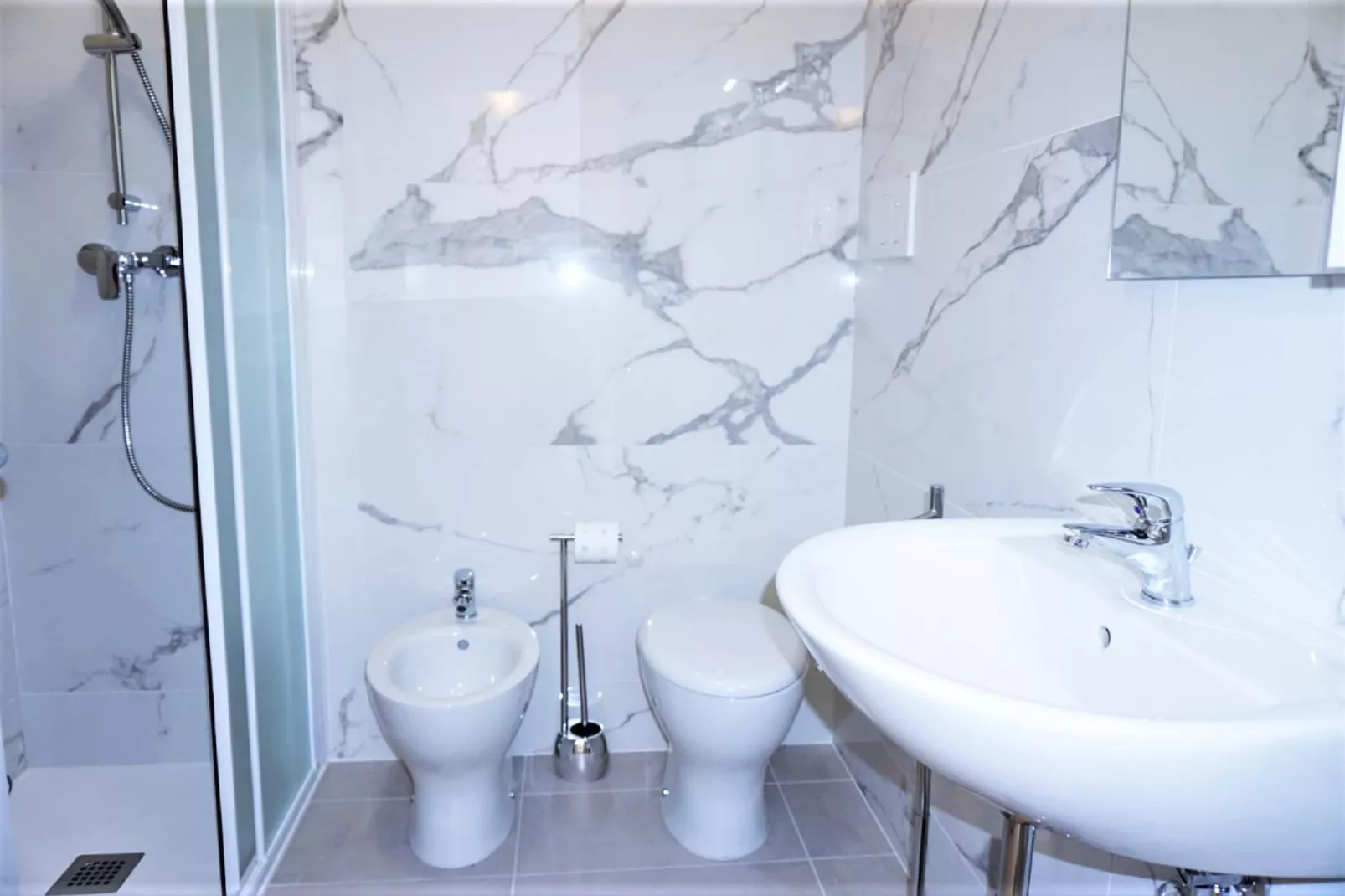 Acapulco C22-Badezimmer