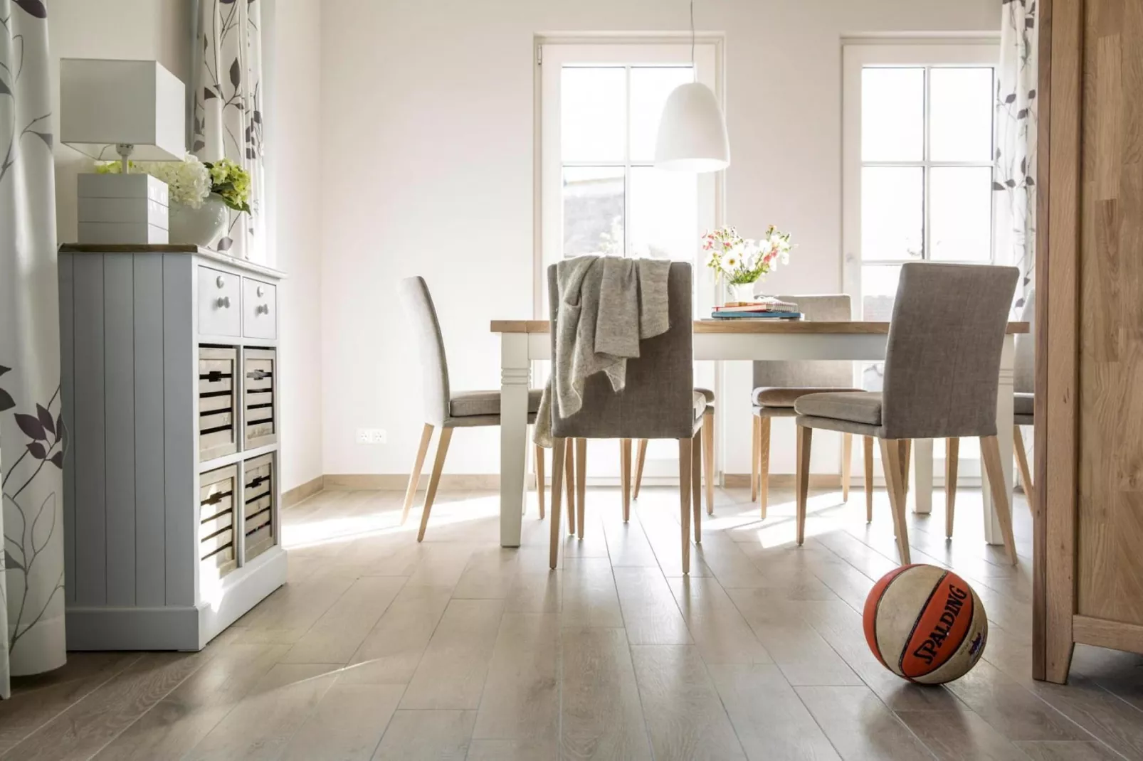 Schilfrohrsänger 54-Living room