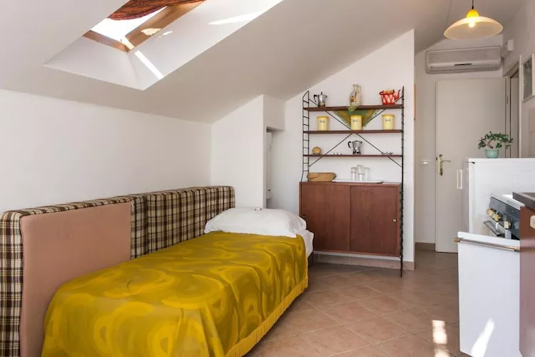 Apartments Tramonto - Studio Apartment with Balcony and Sea View - Bedroom