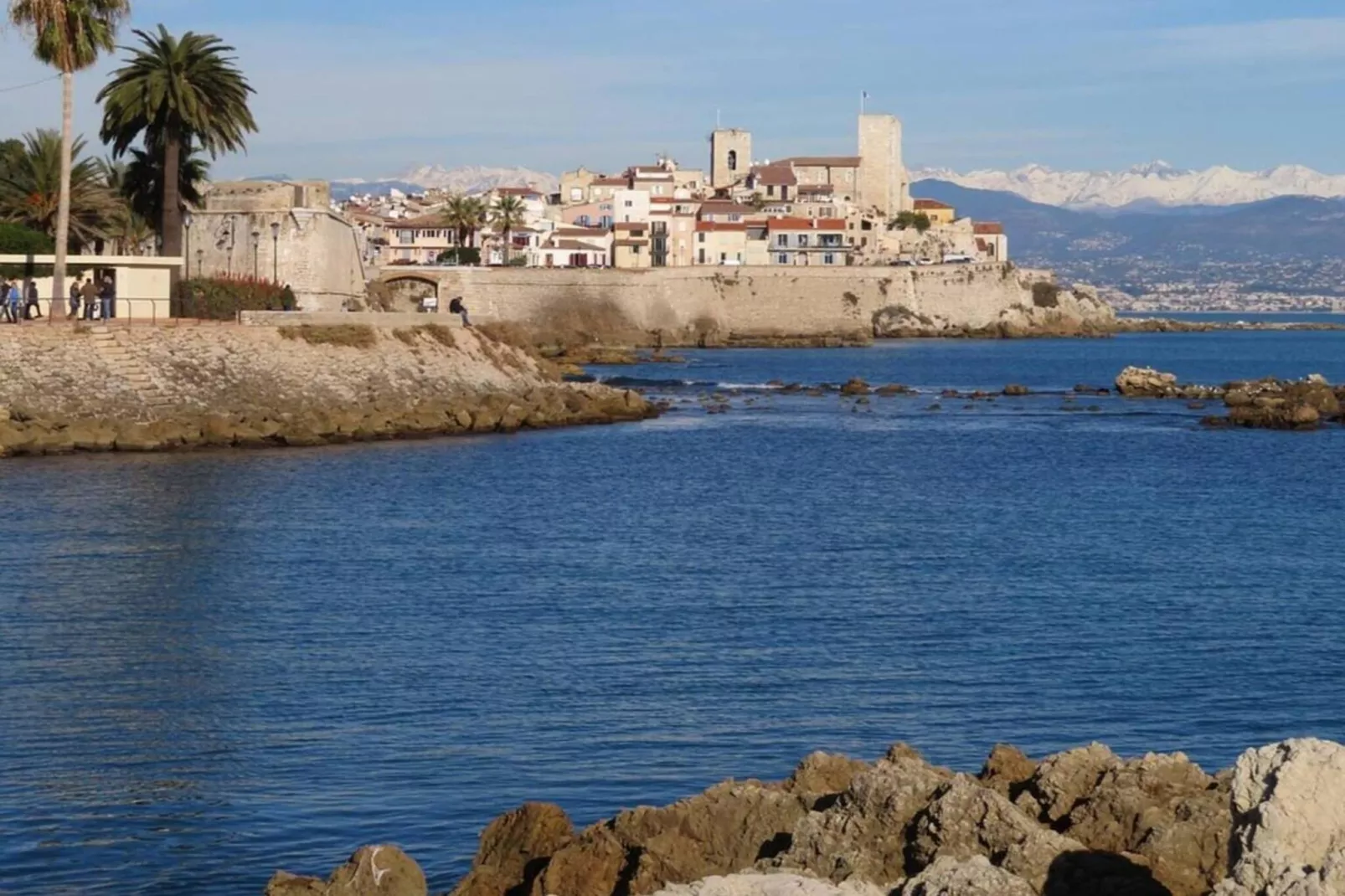 Studio cosy près du Cap d'Antibes & plages de sable-Image-tags.water view