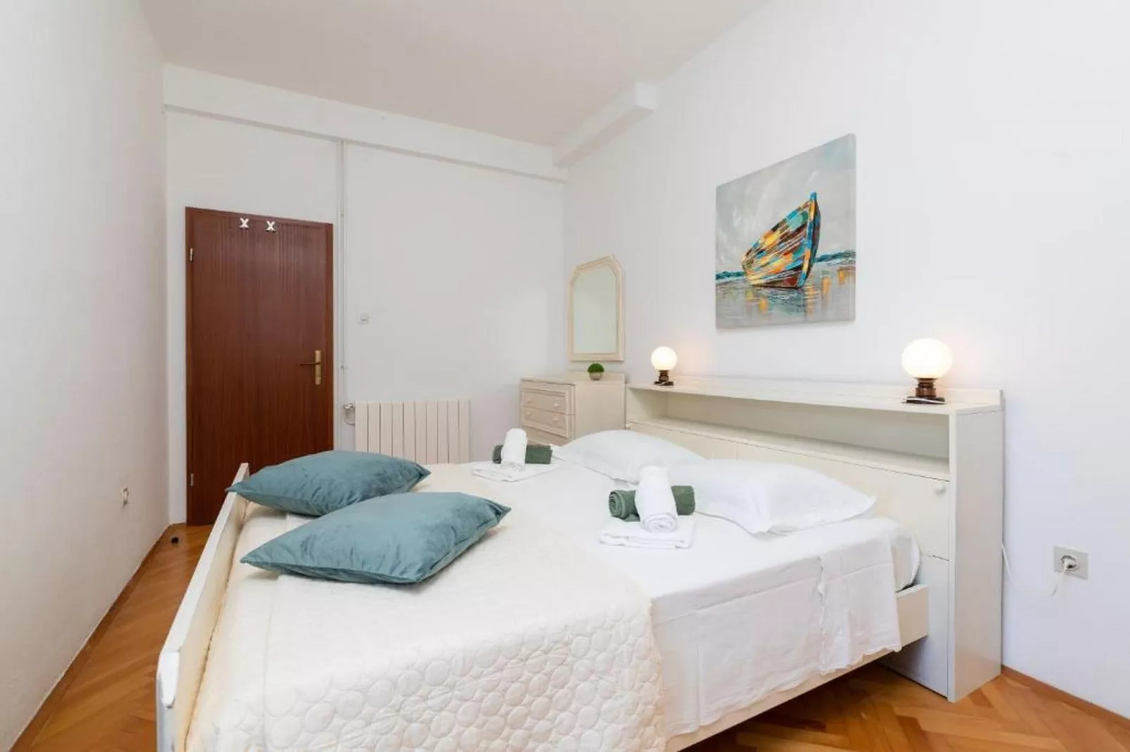 Apartment Villa Andro - Three Bedroom Apartment with Terrace and Sea View-Bedroom