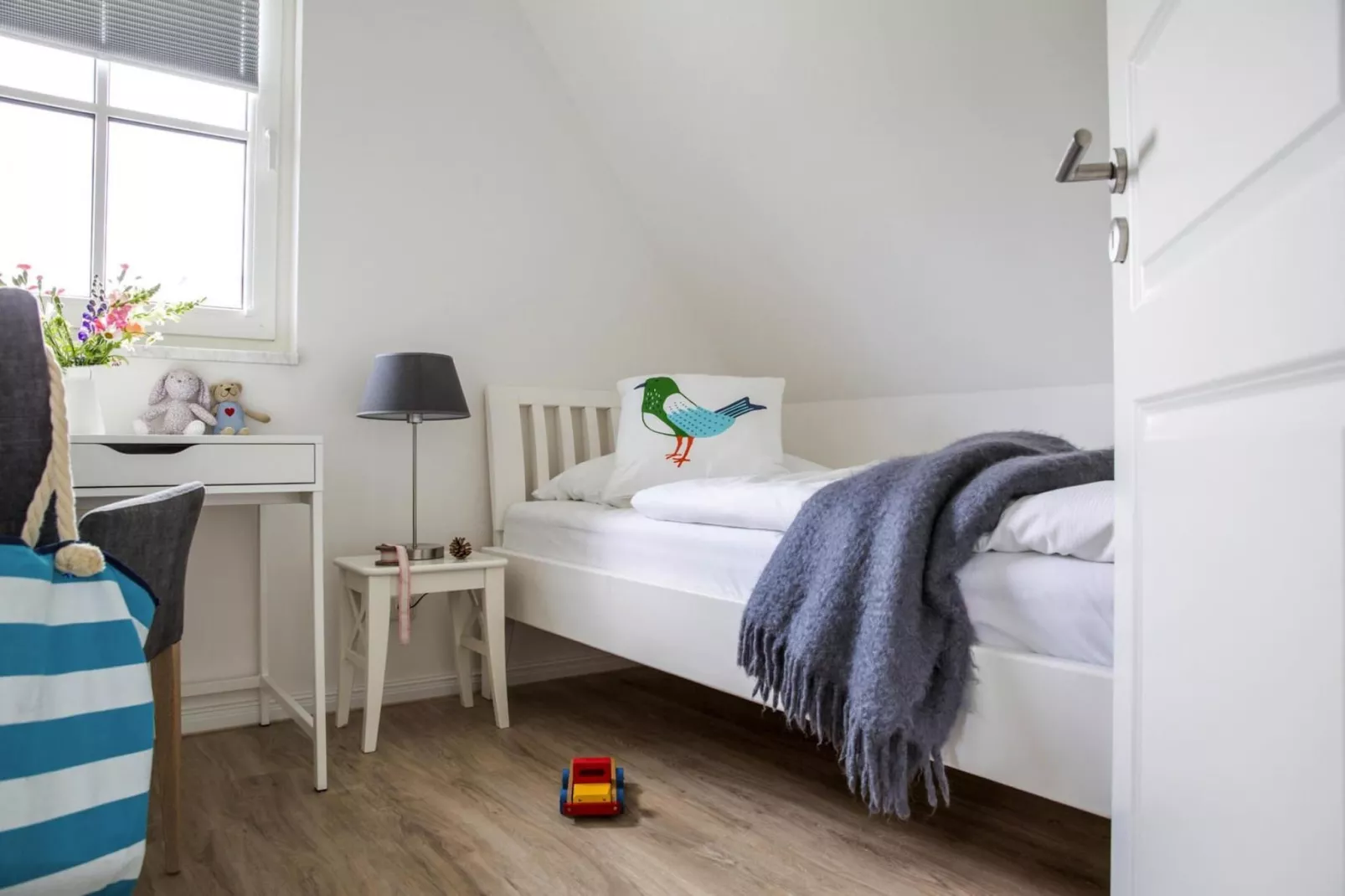 Schilfrohrsänger 54-Bedroom