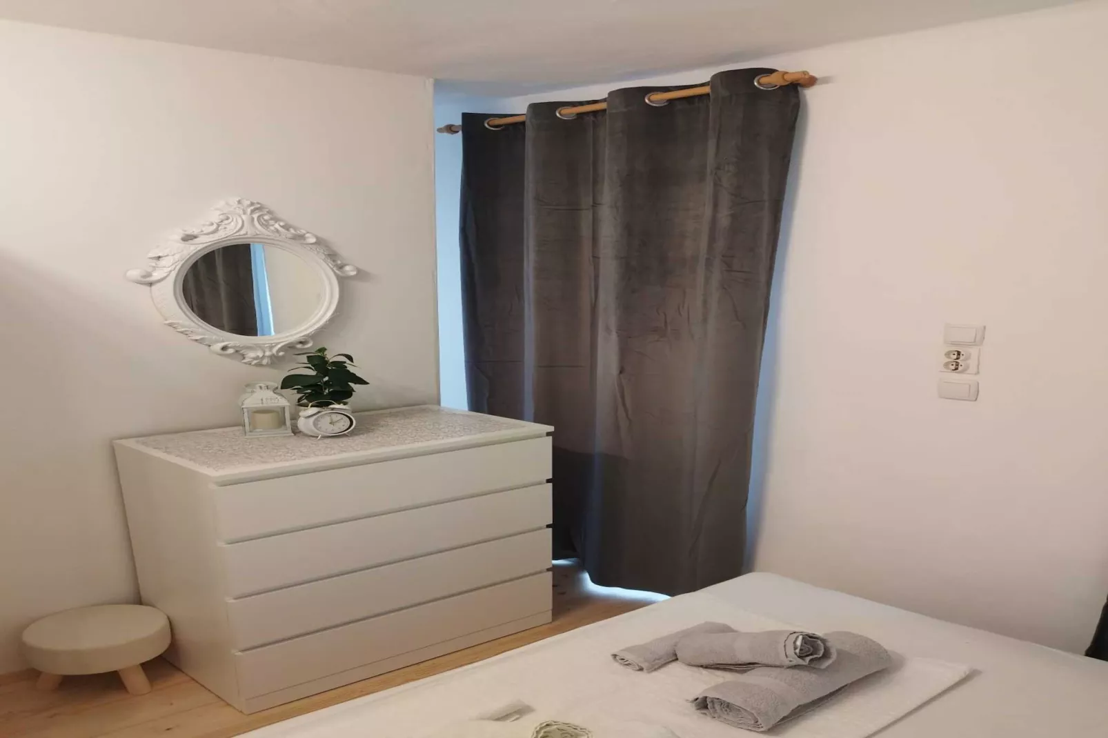 Two Bedroom Apartment Leo Povile - Bedroom