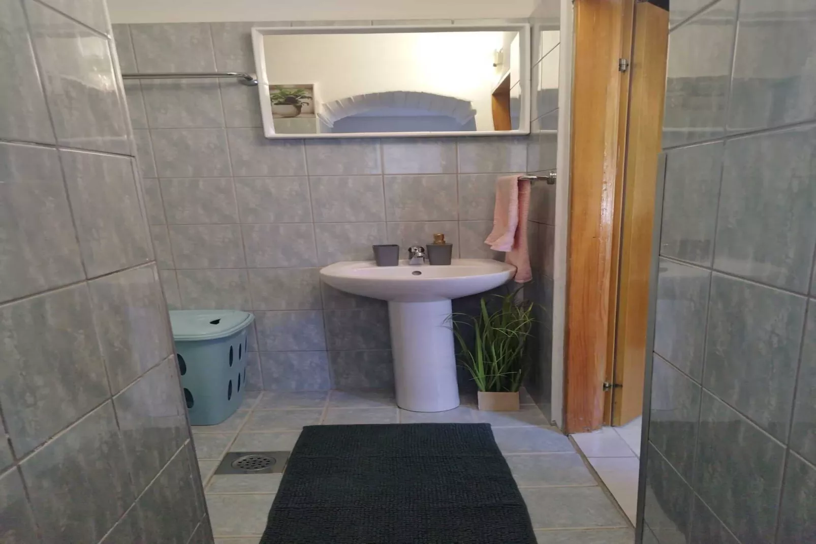 Two Bedroom Apartment Leo Povile - Bathroom