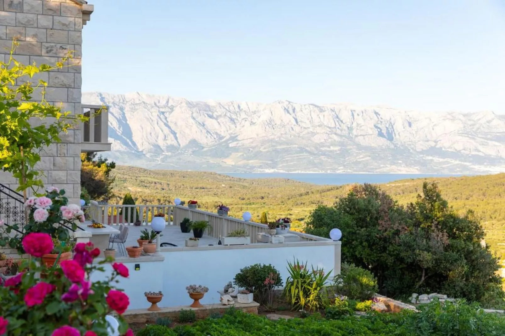 Apartment Villa Andro - Three Bedroom Apartment with Terrace and Sea View-Outdoor