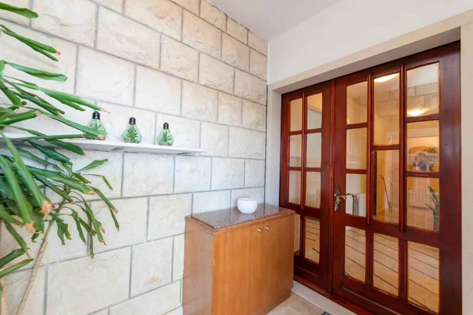 Apartment Villa Andro - Three Bedroom Apartment with Terrace and Sea View-Indoor