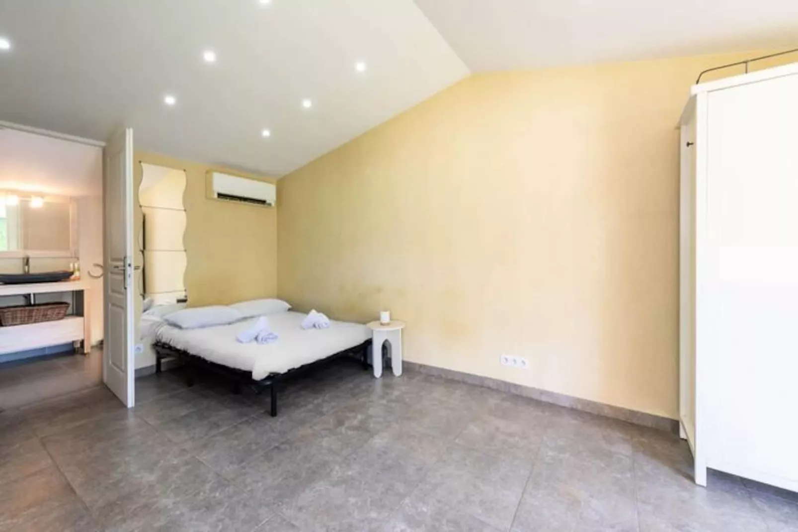 Résidence Villa 140m&sup2; Piscine - Proche Cannes-Nicht zugeordnet