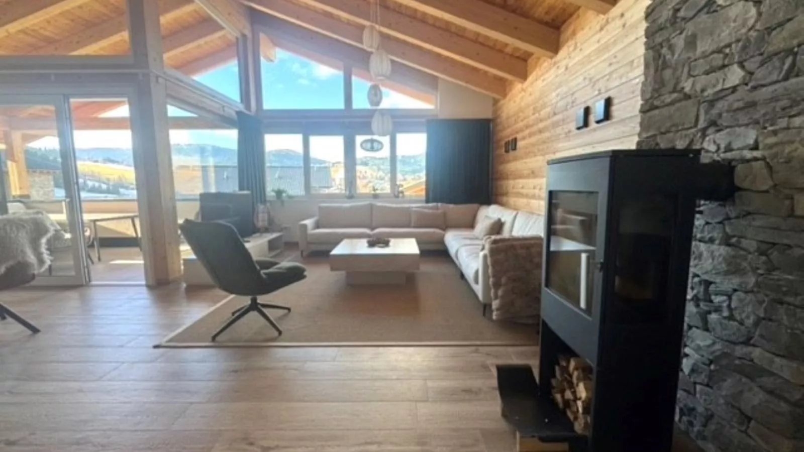 Birdie Lodge-Wohnzimmer