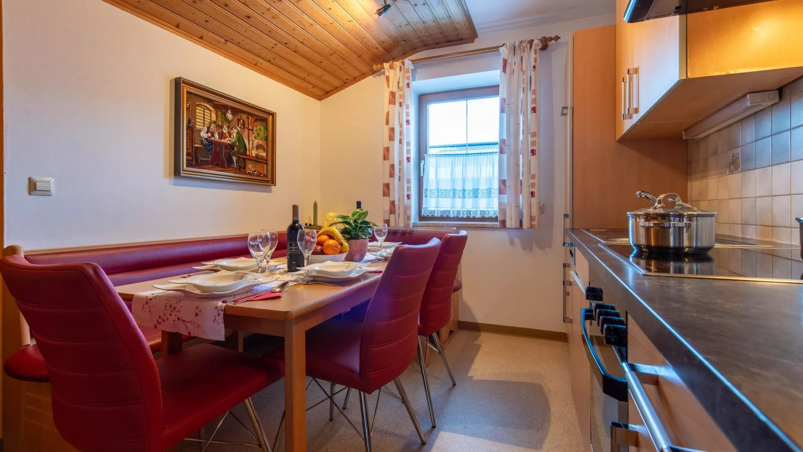 Ingrid III-Dining room