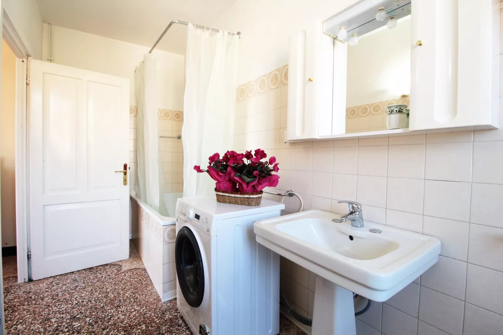 Appartamento Glera-Bathroom