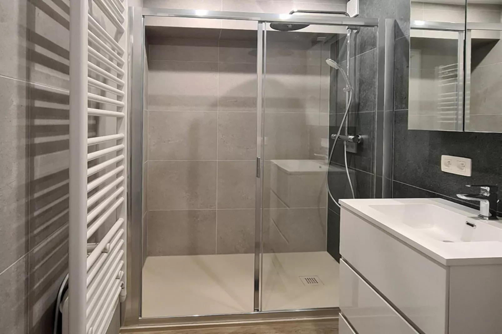 LA SABLIERE 9 - Bathroom