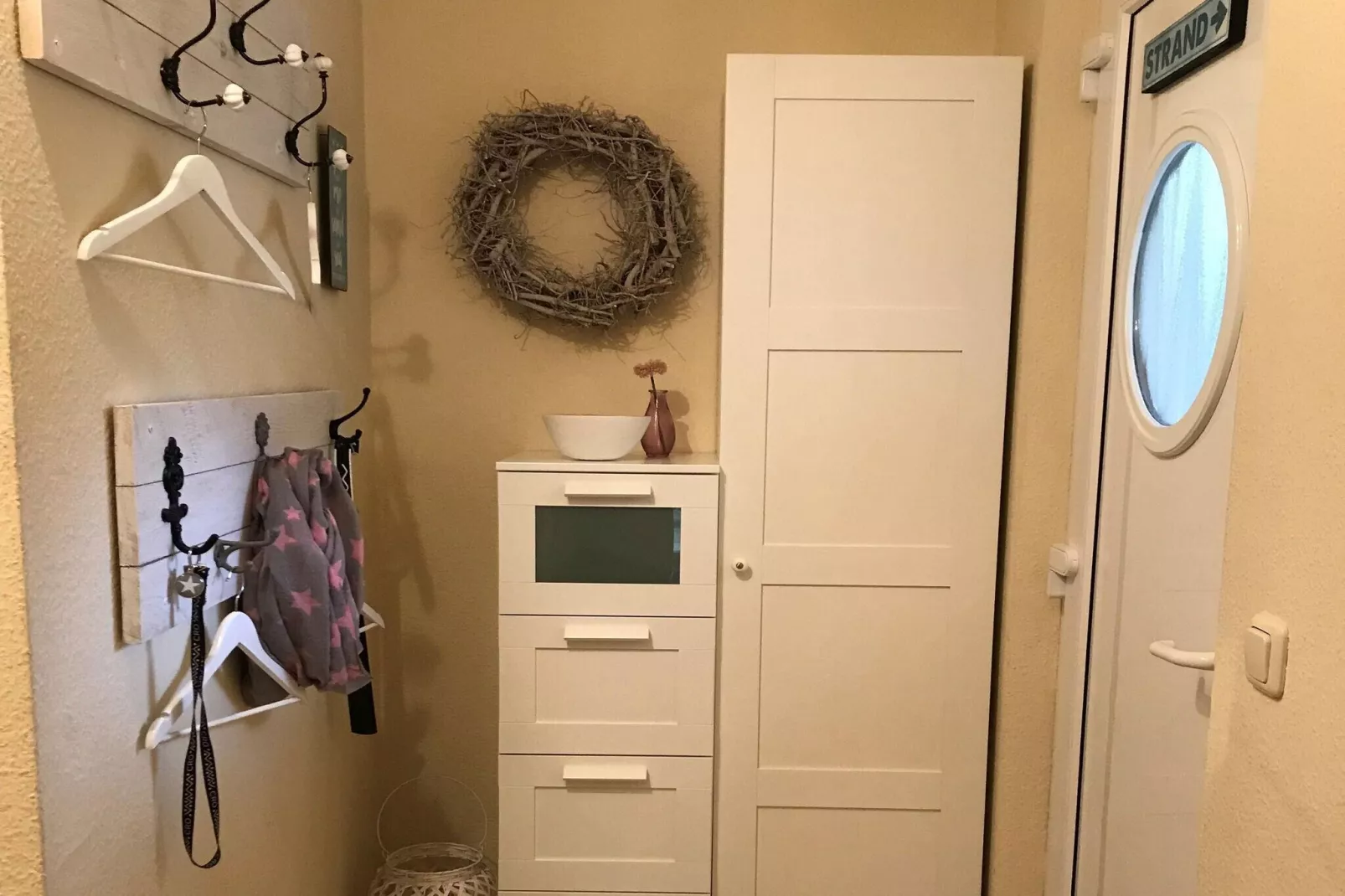 EG Links Haus 4 Nr 9-Terrasse/Balkon